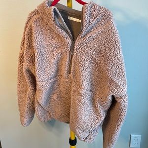 Praha hooded teddy sweater